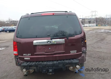 2013 Honda Pilot Touring z USA, uszkodzony, nr VIN 5FNYF4H98DB058201